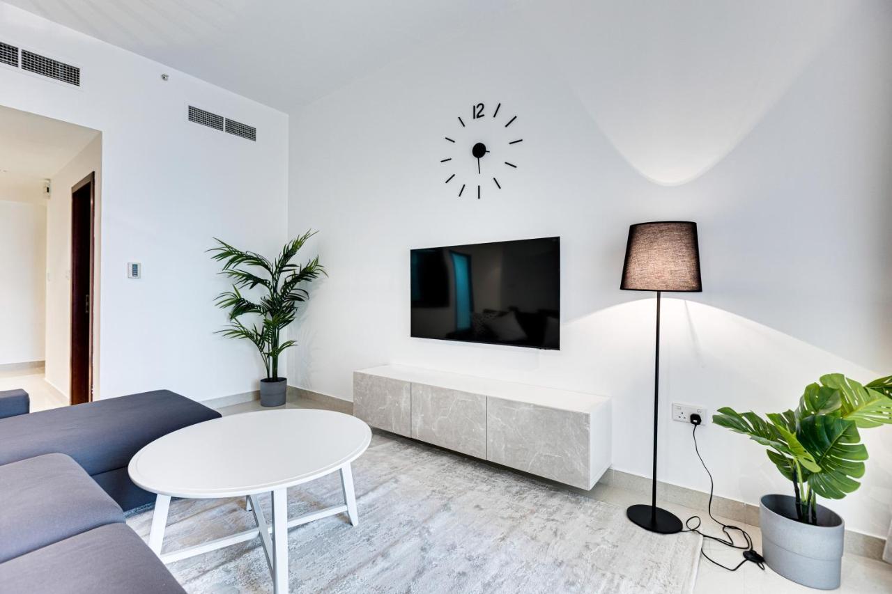 2 Bd Apartment In Bahar Jbr Dubai Exterior photo